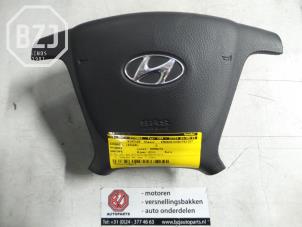 Gebruikte Airbag links (Stuur) Hyundai Santa Fe II (CM) 2.2 CRDi 16V 4x4 Prijs € 85,00 Margeregeling aangeboden door BZJ b.v.