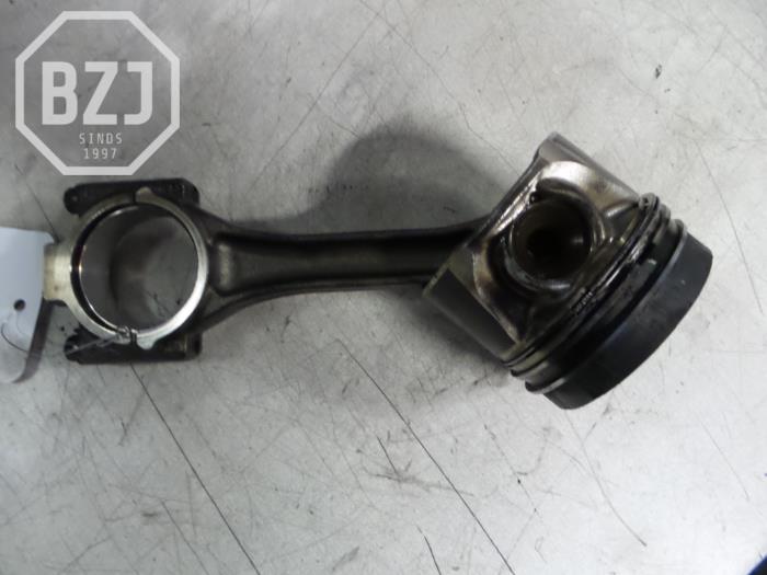 Gebruikte Zuiger Volkswagen Golf Prijs op aanvraag aangeboden door BZJ b.v.