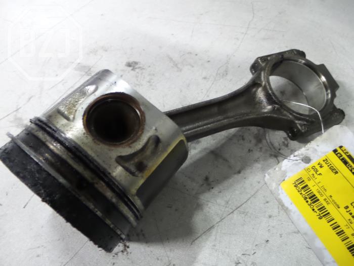 Gebruikte Zuiger Volkswagen Golf Prijs op aanvraag aangeboden door BZJ b.v.
