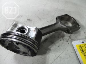 Gebruikte Zuiger Nissan Qashqai Prijs op aanvraag aangeboden door BZJ b.v.