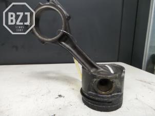 Gebruikte Zuiger Volkswagen Golf Prijs op aanvraag aangeboden door BZJ b.v.