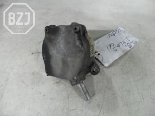 Gebruikte Vacuumpomp Rembekrachtiging Mercedes E-Klasse Prijs op aanvraag aangeboden door BZJ b.v.