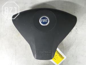 Gebruikte Airbag links (Stuur) Fiat Stilo (192A/B) 2.4 20V Abarth Prijs € 40,00 Margeregeling aangeboden door BZJ b.v.
