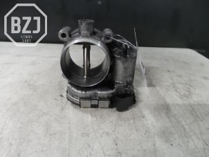 Gebruikte Gasklephuis Mercedes E-Klasse Prijs € 45,00 Margeregeling aangeboden door BZJ b.v.