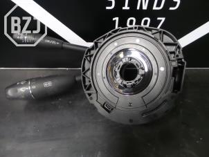 Gebruikte Licht + Raw Schakelaar Mercedes C (W204) 2.2 C-220 CDI 16V Prijs op aanvraag aangeboden door BZJ b.v.