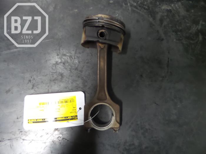 Gebruikte Zuiger Mini ONE Prijs op aanvraag aangeboden door BZJ b.v.