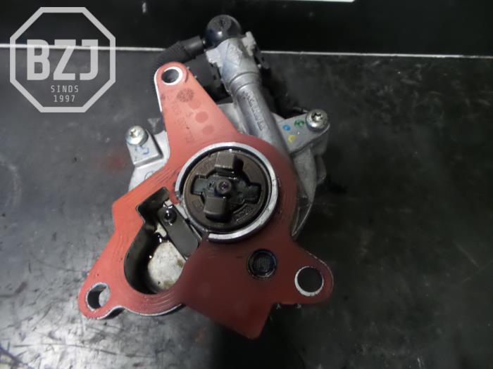 Gebruikte Vacuumpomp Rembekrachtiging Renault Laguna Prijs op aanvraag aangeboden door BZJ b.v.