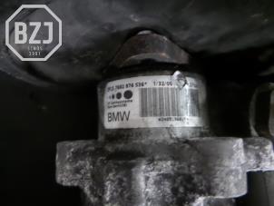 Gebruikte Pomp Servo BMW X3 (E83) 2.0d 16V Prijs € 35,00 Margeregeling aangeboden door BZJ b.v.