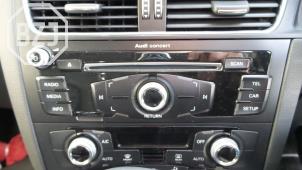 Gebruikte Radio CD Speler Audi Q5 (8RB) 2.0 TDI 16V Prijs op aanvraag aangeboden door BZJ b.v.