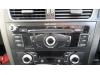 Audi Q5 (8RB) 2.0 TDI 16V Radio CD Speler
