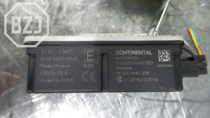 Module (diversen) van een Suzuki Swift (ZA/ZC/ZD)  2016