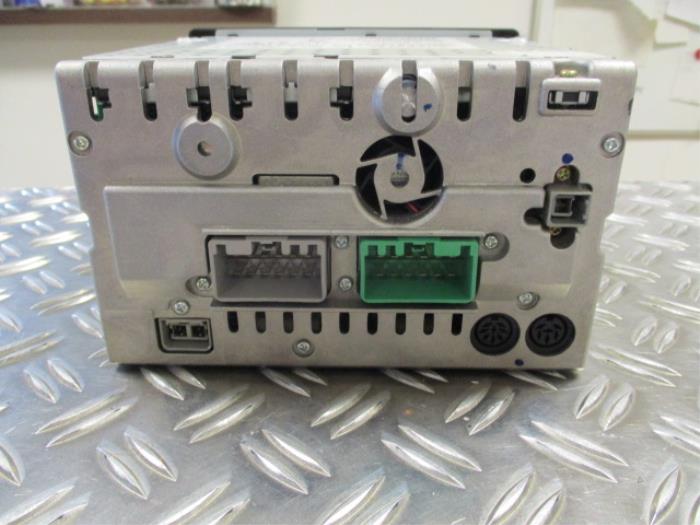Radio CD Speler van een Volvo S40 (VS) 1.8 16V 2003
