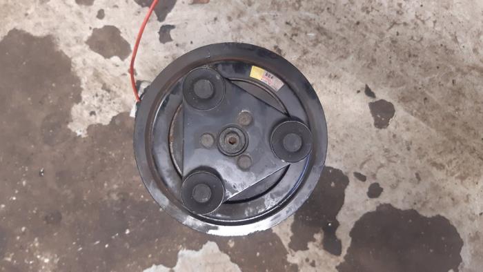 Aircopomp van een Saab 900 II 2.0 i,Si 16V 1997