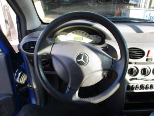 Gebruikte Airbag links (Stuur) Mercedes A (W168) 1.6 A-160 Prijs op aanvraag aangeboden door Boekholt autodemontage B.V