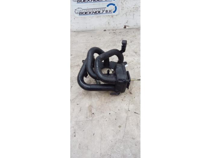 Gebruikte Spruitstuk Inlaat Daihatsu Cuore (L251/271/276) 1.0 12V Prijs € 30,00 Margeregeling aangeboden door Boekholt autodemontage B.V