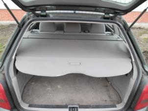Gebruikte Dekzeil Bagageruimte Audi A4 Avant Quattro (B5) 2.8 V6 30V Prijs op aanvraag aangeboden door Boekholt autodemontage B.V