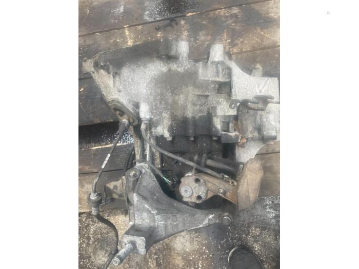 Gebruikte Versnellingsbak Ford Mondeo III Wagon 2.0 TDCi/TDDi 115 16V Prijs € 79,00 Margeregeling aangeboden door Boekholt autodemontage B.V
