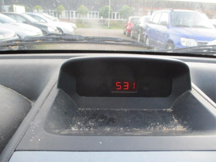 Gebruikte Boordcomputer Peugeot Partner Combispace 1.6 HDI 75 Prijs op aanvraag aangeboden door Boekholt autodemontage B.V