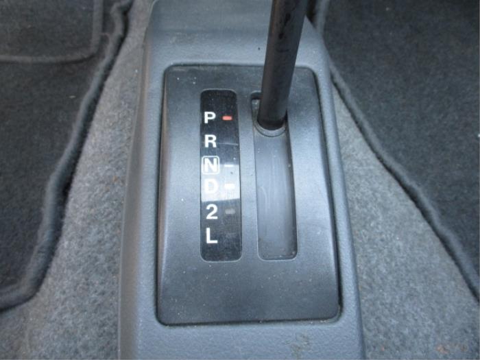 Selectiehendel automaat van een Suzuki Alto (SH410) 1.0 GA,GL 1997