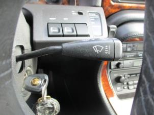 Gebruikte Ruitenwis Schakelaar Jaguar XJ6 (X300) 3.2 24V Prijs op aanvraag aangeboden door Boekholt autodemontage B.V