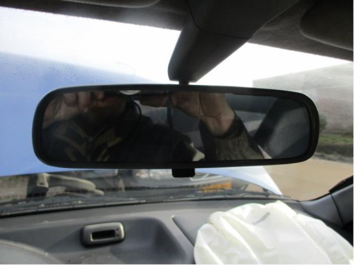 Binnenspiegel van een Toyota Paseo (EL54) 1.5i,GT MPi 16V 1997