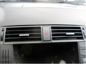 Gebruikte Schakelaar Paniekverlichting Ford C-Max (DM2) Prijs op aanvraag aangeboden door Boekholt autodemontage B.V