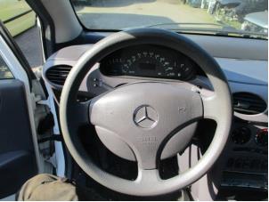 Gebruikte Airbag links (Stuur) Mercedes A (W168) 1.4 A-140 Prijs € 50,00 Margeregeling aangeboden door Boekholt autodemontage B.V