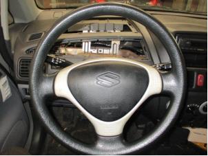 Gebruikte Airbag links (Stuur) Suzuki Liana (ERC/ERD/RH4) 1.3 MPi 16V Prijs € 50,00 Margeregeling aangeboden door Boekholt autodemontage B.V