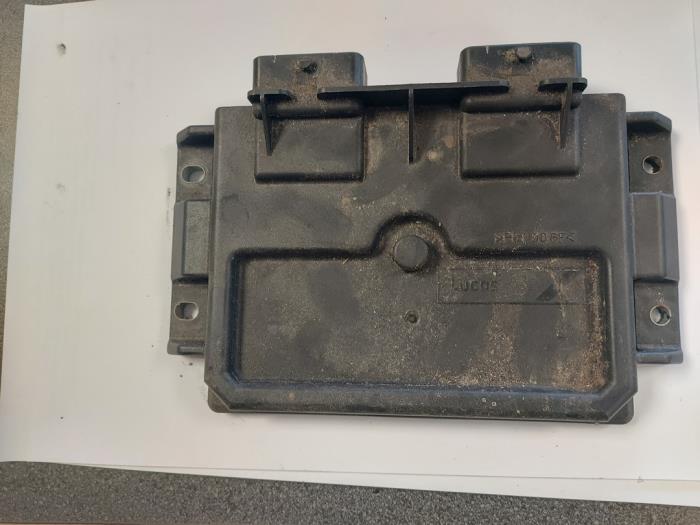 Gebruikte Computer Motormanagement Renault Kangoo Express (FC) 1.5 dCi 85 Prijs € 150,00 Margeregeling aangeboden door Boekholt autodemontage B.V