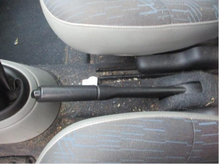 Gebruikte Handrem Mechaniek Renault Kangoo Express (FC) 1.5 dCi 85 Prijs € 50,00 Margeregeling aangeboden door Boekholt autodemontage B.V