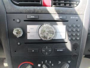 Gebruikte Radio CD Speler Opel Combo (Corsa C) 1.3 CDTI 16V Prijs € 25,00 Margeregeling aangeboden door Boekholt autodemontage B.V