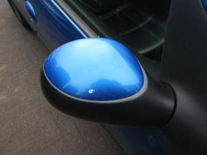 Gebruikte Spiegel Buiten rechts Peugeot 206 SW (2E/K) 2.0 HDi Prijs € 25,00 Margeregeling aangeboden door Boekholt autodemontage B.V
