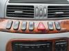 Mercedes-Benz S (W220) 3.2 S-320 CDI 24V Alarmlicht Schakelaar