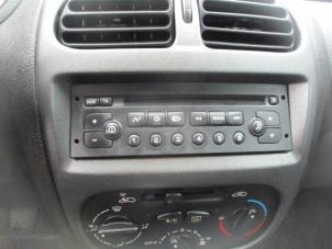 Gebruikte Radio CD Speler Peugeot 206 (2A/C/H/J/S) 1.4 XR,XS,XT,Gentry Prijs € 25,00 Margeregeling aangeboden door Boekholt autodemontage B.V