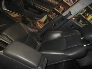 Gebruikte Voorstoel rechts Mercedes C Combi (S203) 2.6 C-240 18V Prijs € 100,00 Margeregeling aangeboden door Boekholt autodemontage B.V