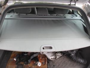 Gebruikte Hoedenplank Steun Chevrolet Nubira Wagon (J100) 1.6 16V Prijs op aanvraag aangeboden door Boekholt autodemontage B.V