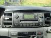 Radio CD Speler van een Toyota Corolla Wagon (E12), 2002 / 2007 2.0 D-4D 16V 90, Combi/o, Diesel, 1.995cc, 66kW (90pk), FWD, 1CDFTV, 2002-01 / 2007-02, CDE120 2002