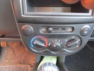 Gebruikte Verwarmingsschakelaar Achterruit Chevrolet Matiz 0.8 S,SE Prijs € 10,00 Margeregeling aangeboden door Boekholt autodemontage B.V