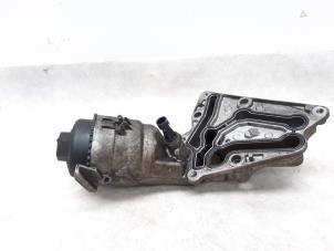 Gebruikte Oliefilterhuis Opel Astra H (L48) 1.9 CDTi 100 Prijs € 30,00 Margeregeling aangeboden door Boekholt autodemontage B.V