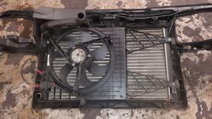 Gebruikte Radiateur Volkswagen Golf IV (1J1) 1.6 Prijs € 50,00 Margeregeling aangeboden door Boekholt autodemontage B.V