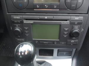 Gebruikte Navigatie Display Ford Mondeo III 1.8 16V Prijs op aanvraag aangeboden door Boekholt autodemontage B.V
