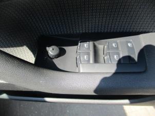 Gebruikte Ruit schakelaar elektrisch Audi A3 Sportback (8PA) 1.6 Prijs op aanvraag aangeboden door Boekholt autodemontage B.V