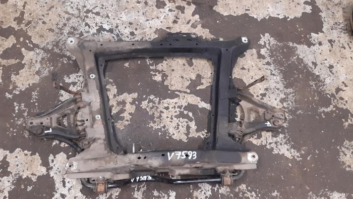 Gebruikte Subframe Renault Kangoo Express (FC) 1.5 dCi 60 Prijs op aanvraag aangeboden door Boekholt autodemontage B.V