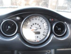 Gebruikte Cockpit dimmer BMW Mini One/Cooper (R50) 1.6 16V One Prijs op aanvraag aangeboden door Boekholt autodemontage B.V