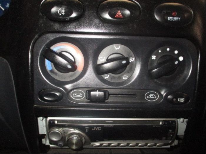 Alarmlicht Schakelaar van een Daewoo Matiz 0.8 S,SE 2003
