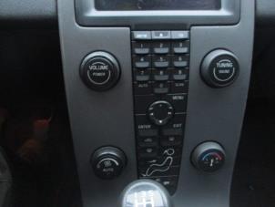 Gebruikte Radiobedienings paneel Volvo V50 (MW) 1.8 16V Prijs € 100,00 Margeregeling aangeboden door Boekholt autodemontage B.V