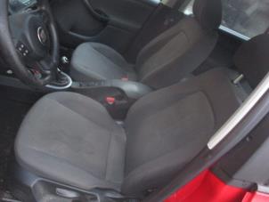 Gebruikte Stoel links Seat Altea XL (5P5) 1.4 TSI 16V Prijs € 100,00 Margeregeling aangeboden door Boekholt autodemontage B.V