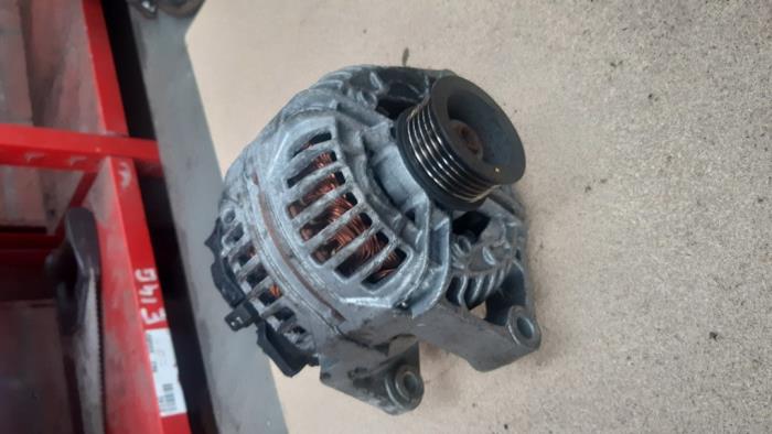 Gebruikte Dynamo Opel Vectra B (36) 2.5 V6 24V Prijs op aanvraag aangeboden door Boekholt autodemontage B.V