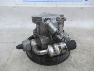 Pomp Servo van een Opel Vectra B (36) 2.5 V6 24V 1999
