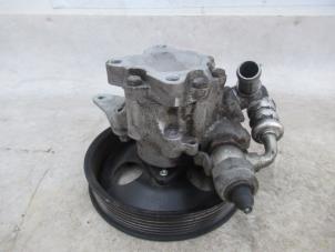 Pomp Servo van een Opel Vectra B (36) 2.5 V6 24V 1999